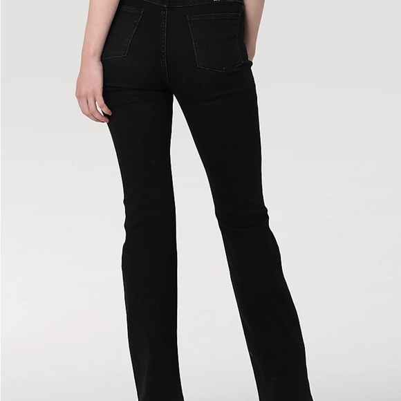 Wrangler High rise bold boot - Picture 2 of 3